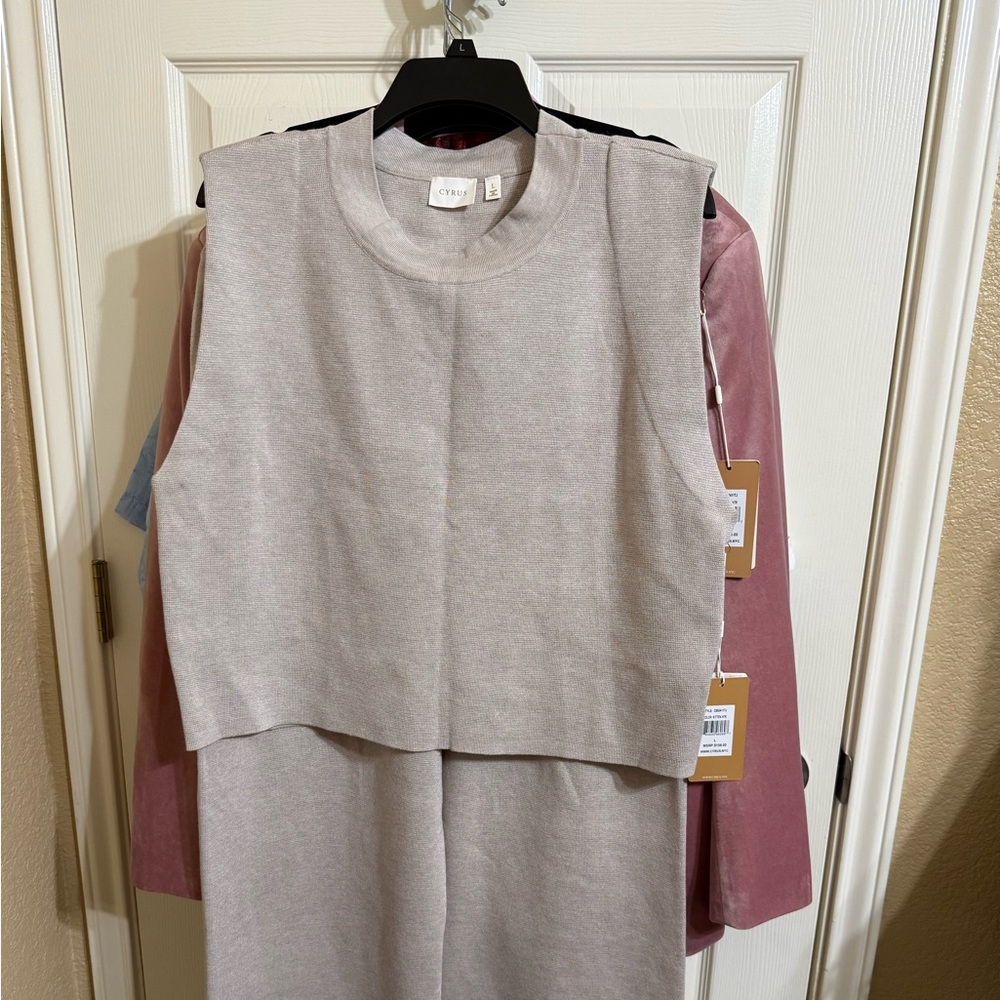 New Cyrus Kitten HTR Knit Top and Pant Set
